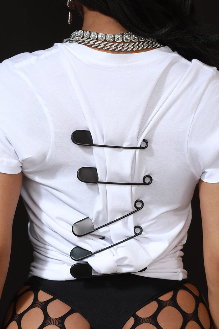 Stay Safe Oversized Safety Pin