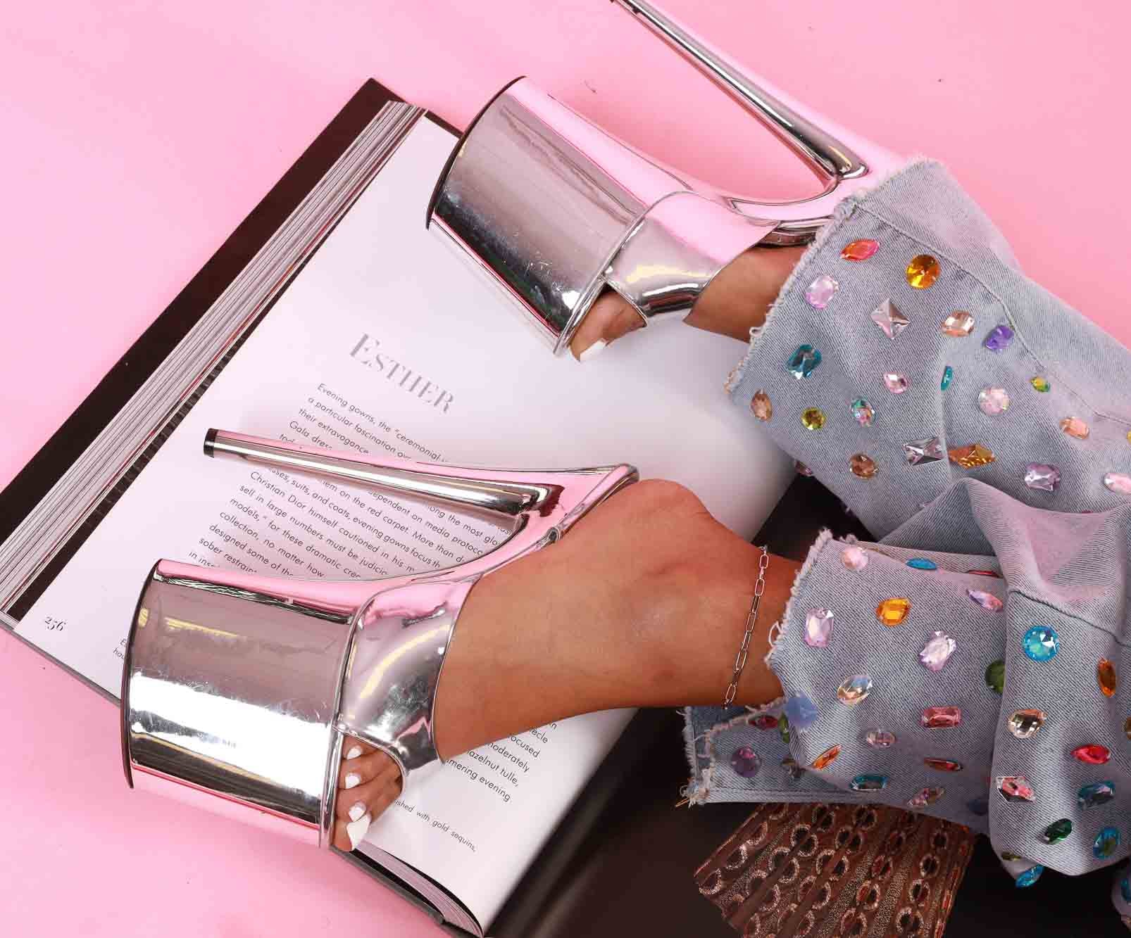 Rock Star Oval Link Charm Ready Anklet