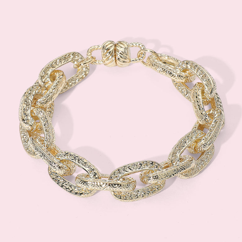 Season Finale Textured Chain Link Magnetic 14K Gold Bracelet