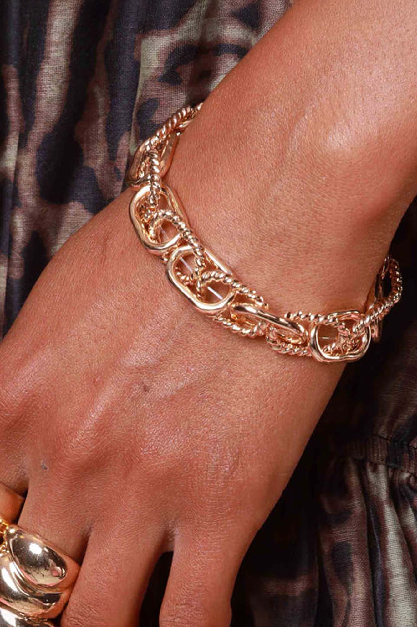 Sparks Fly Textured Stretchy Chain Link Charm Ready Bracelet